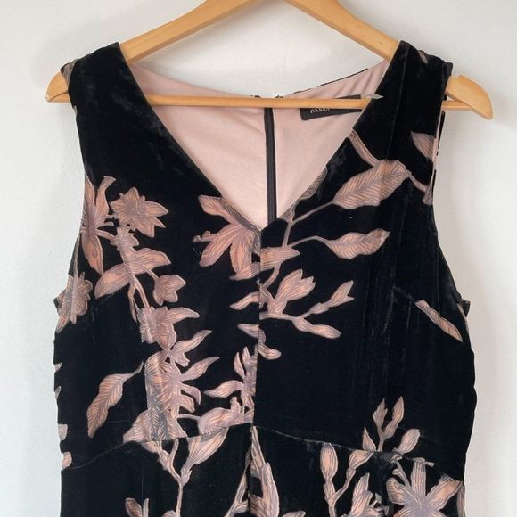 Ivanka Trump Black Velvet Floral Handkerchief-Hem Dress Sz 14 - Picture 5 of 12
